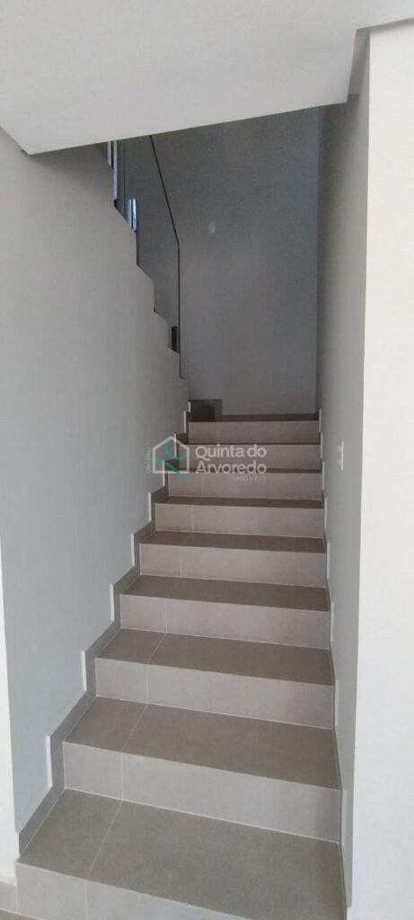 7c13d9e9 be4f 4d6b 9b11 4f6de7f59732