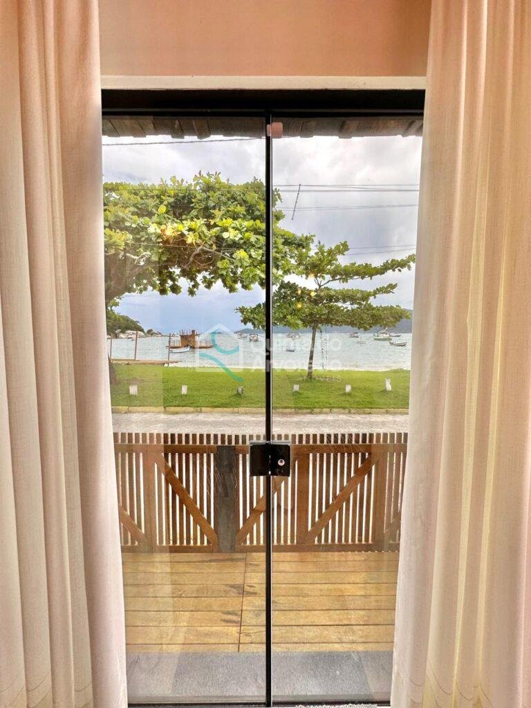 3d03be67 1a7d 4b2e bbc6 133689f5c629