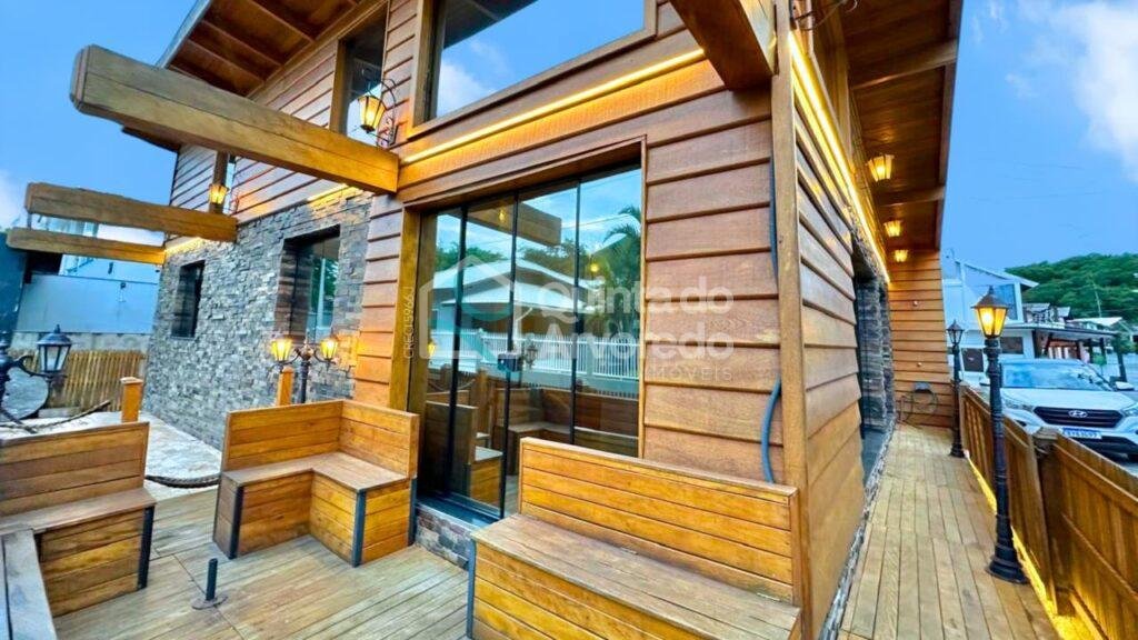 6abeb19e 624d 4012 912f 9190bc8a6b6c