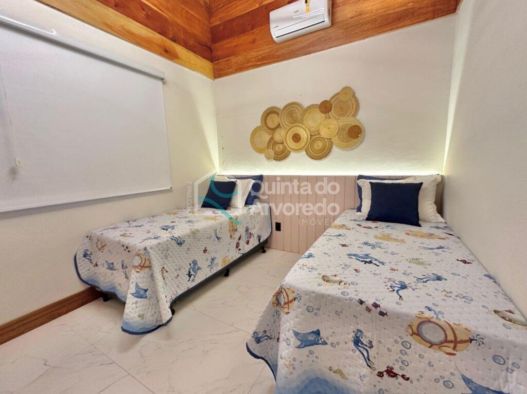 Eaad690d df3f 46d8 b451 5d61cfbf3819