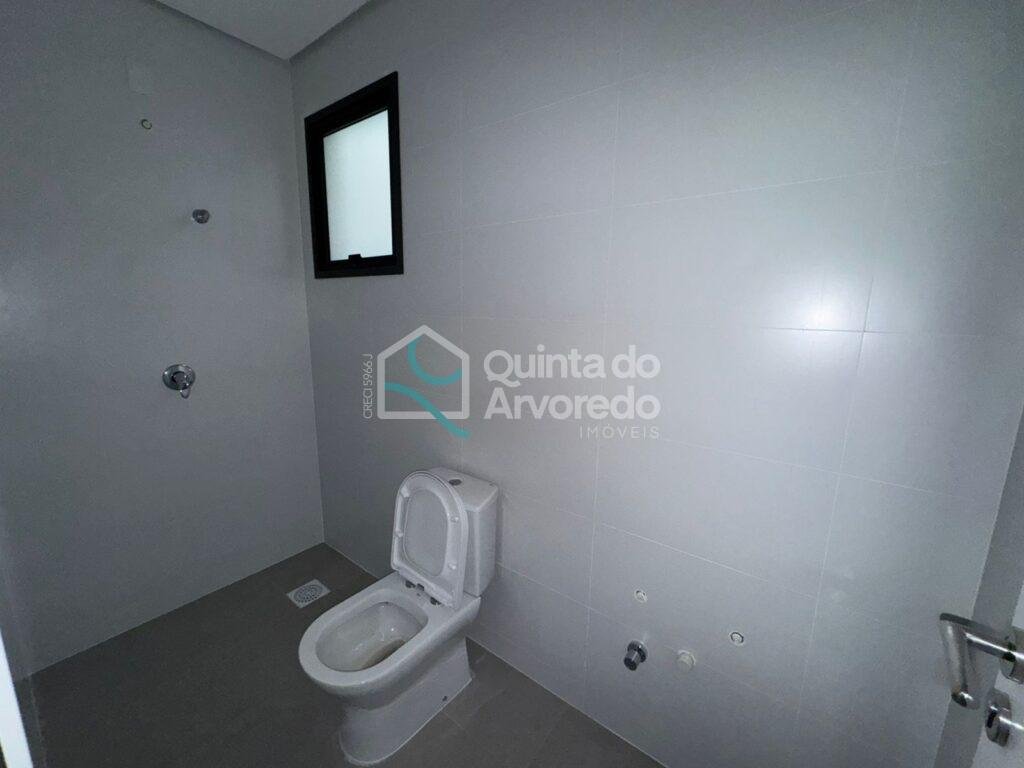 63f37a93 0051 44f6 898a b07aee8c8b71