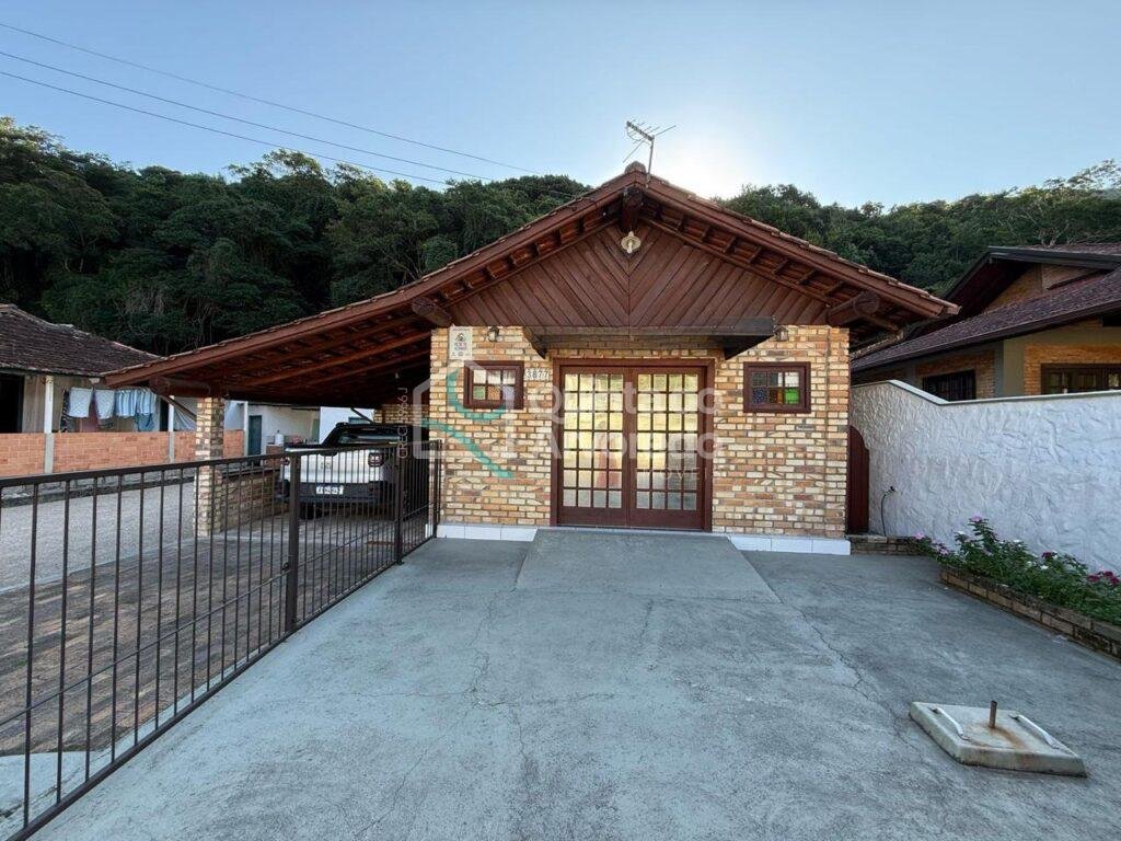 C722bdf3 c829 4966 874b bd8ecd3bf91b