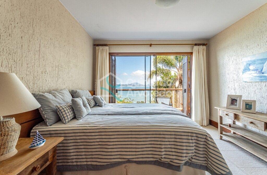 6736ebaf ca99 4c94 8765 8d67220b3da6